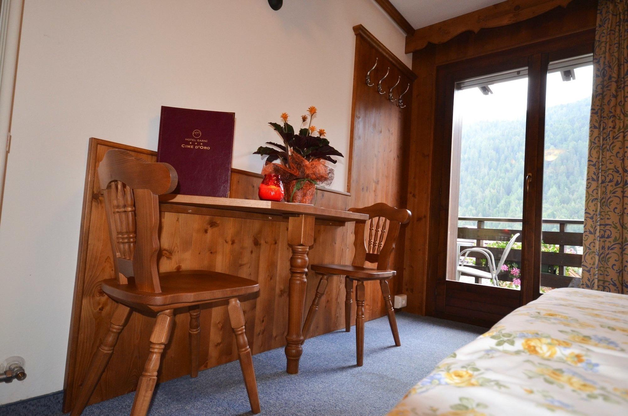 Hotel Cime D'Oro 마돈나 디 캄필리오 외부 사진