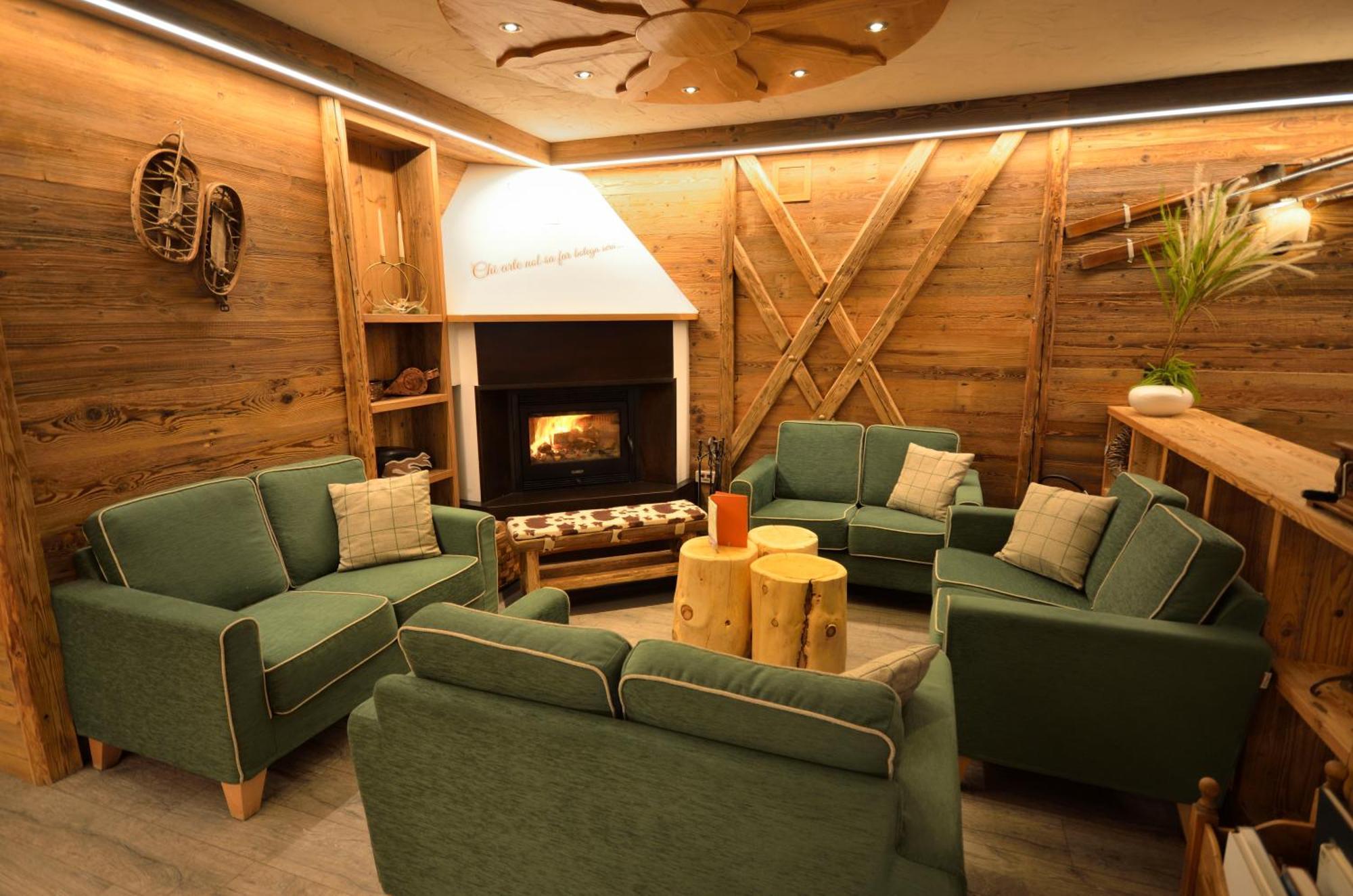 Hotel Cime D'Oro 마돈나 디 캄필리오 외부 사진