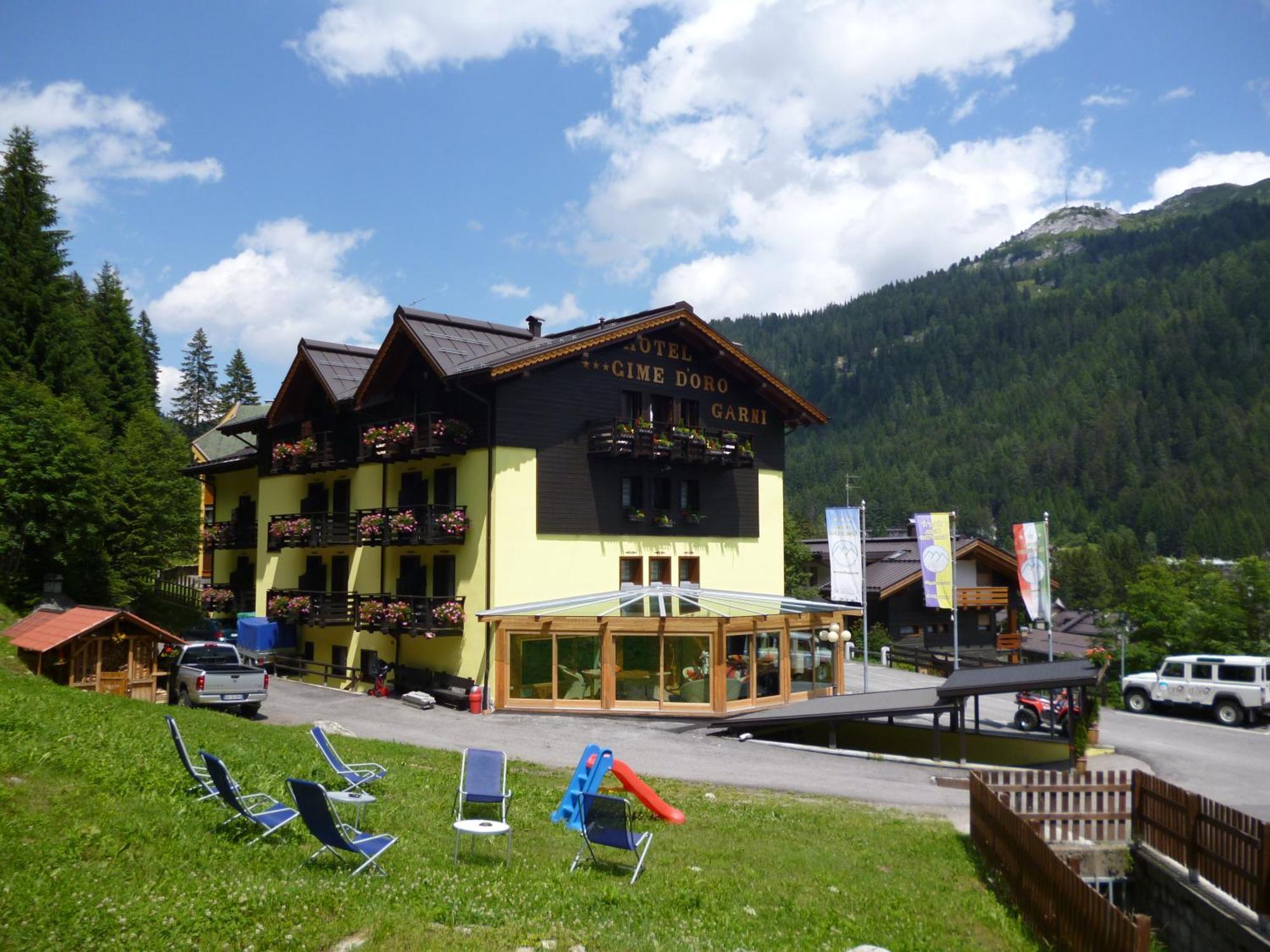 Hotel Cime D'Oro 마돈나 디 캄필리오 외부 사진
