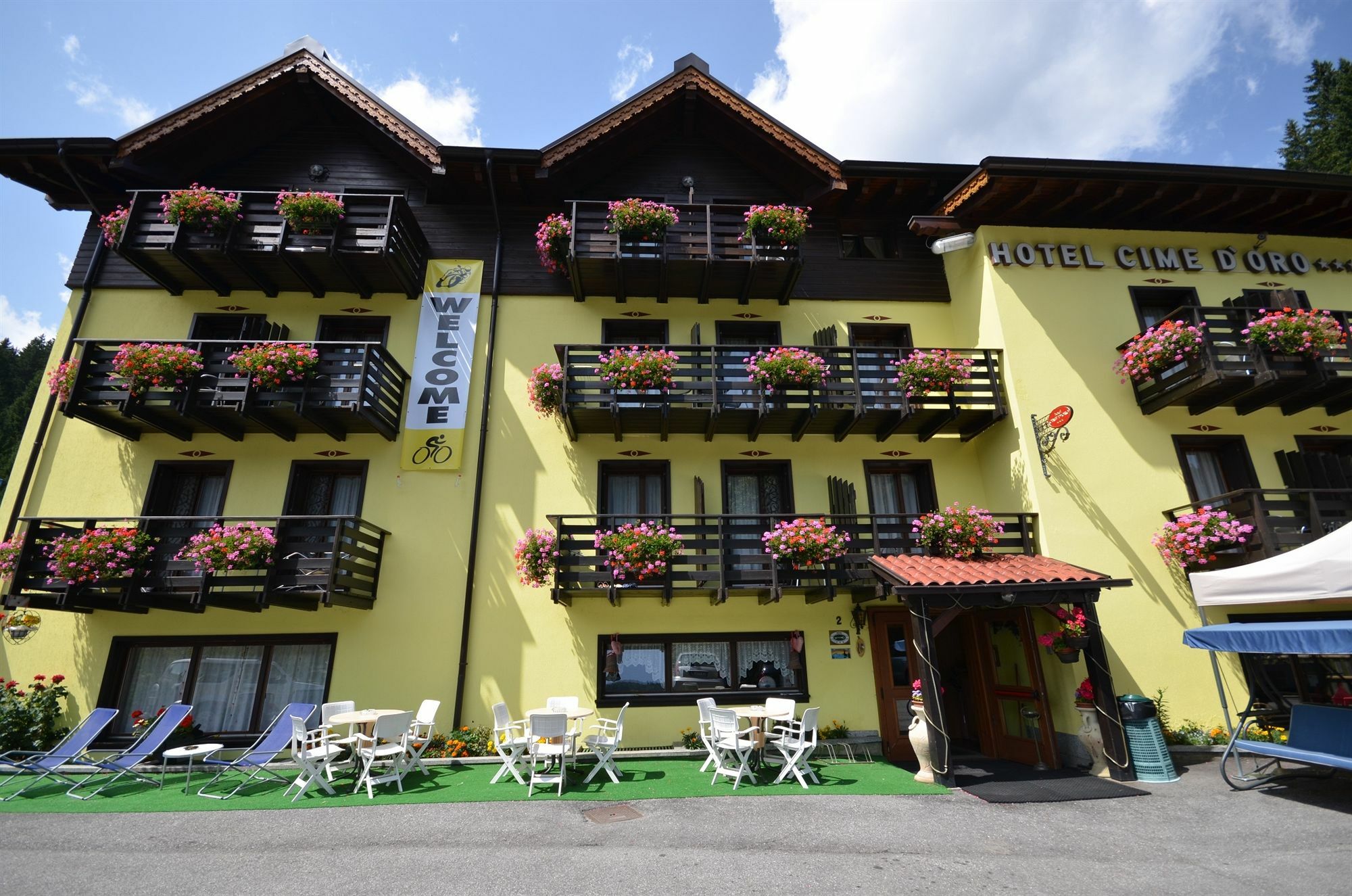Hotel Cime D'Oro 마돈나 디 캄필리오 외부 사진