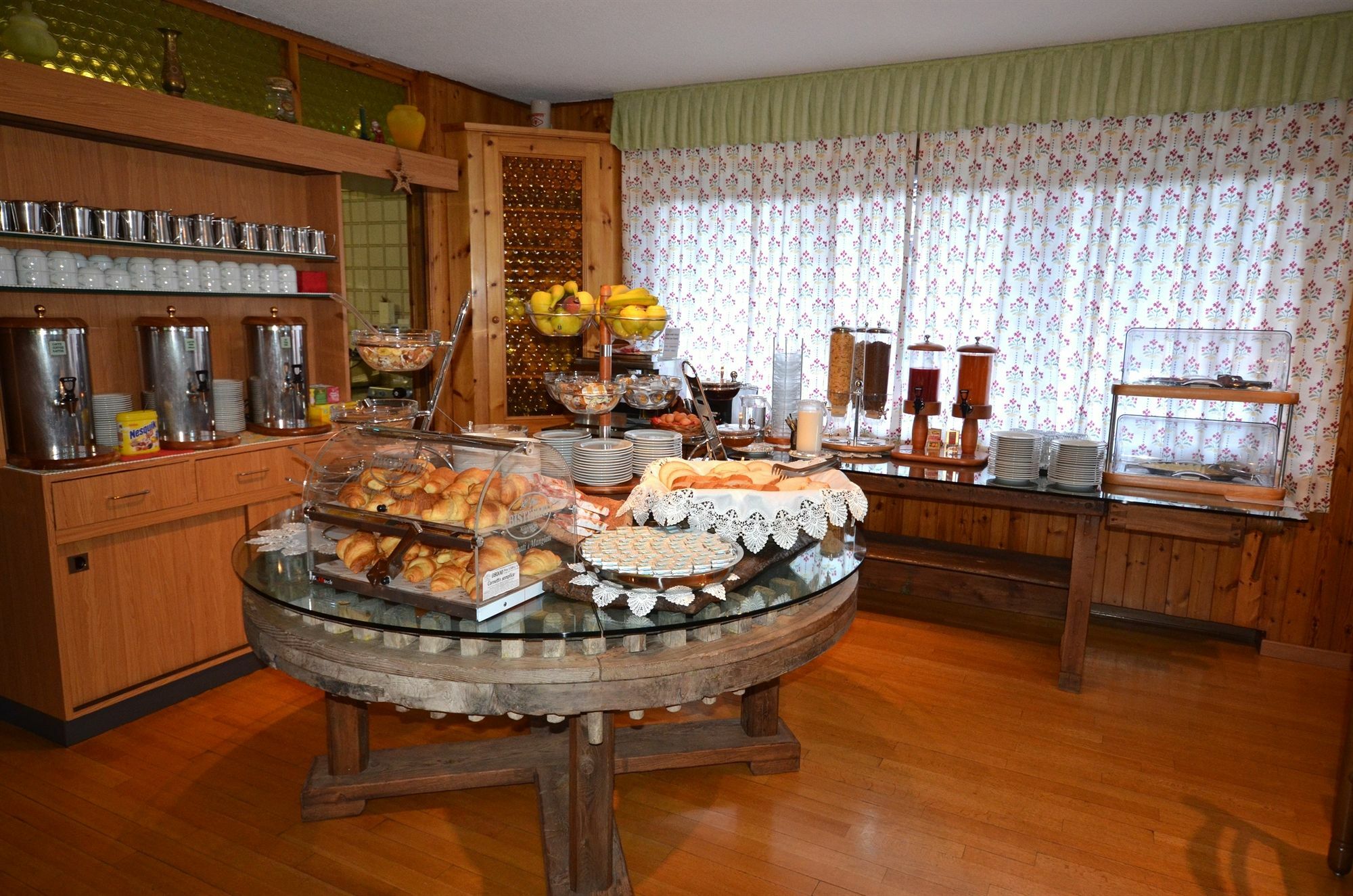 Hotel Cime D'Oro 마돈나 디 캄필리오 외부 사진