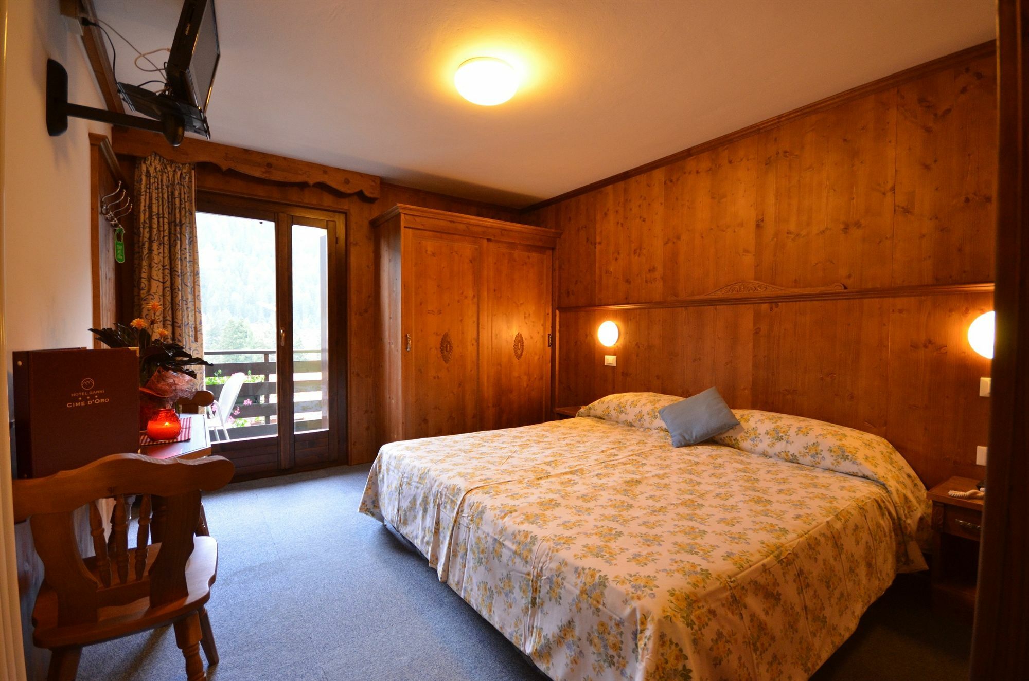 Hotel Cime D'Oro 마돈나 디 캄필리오 외부 사진