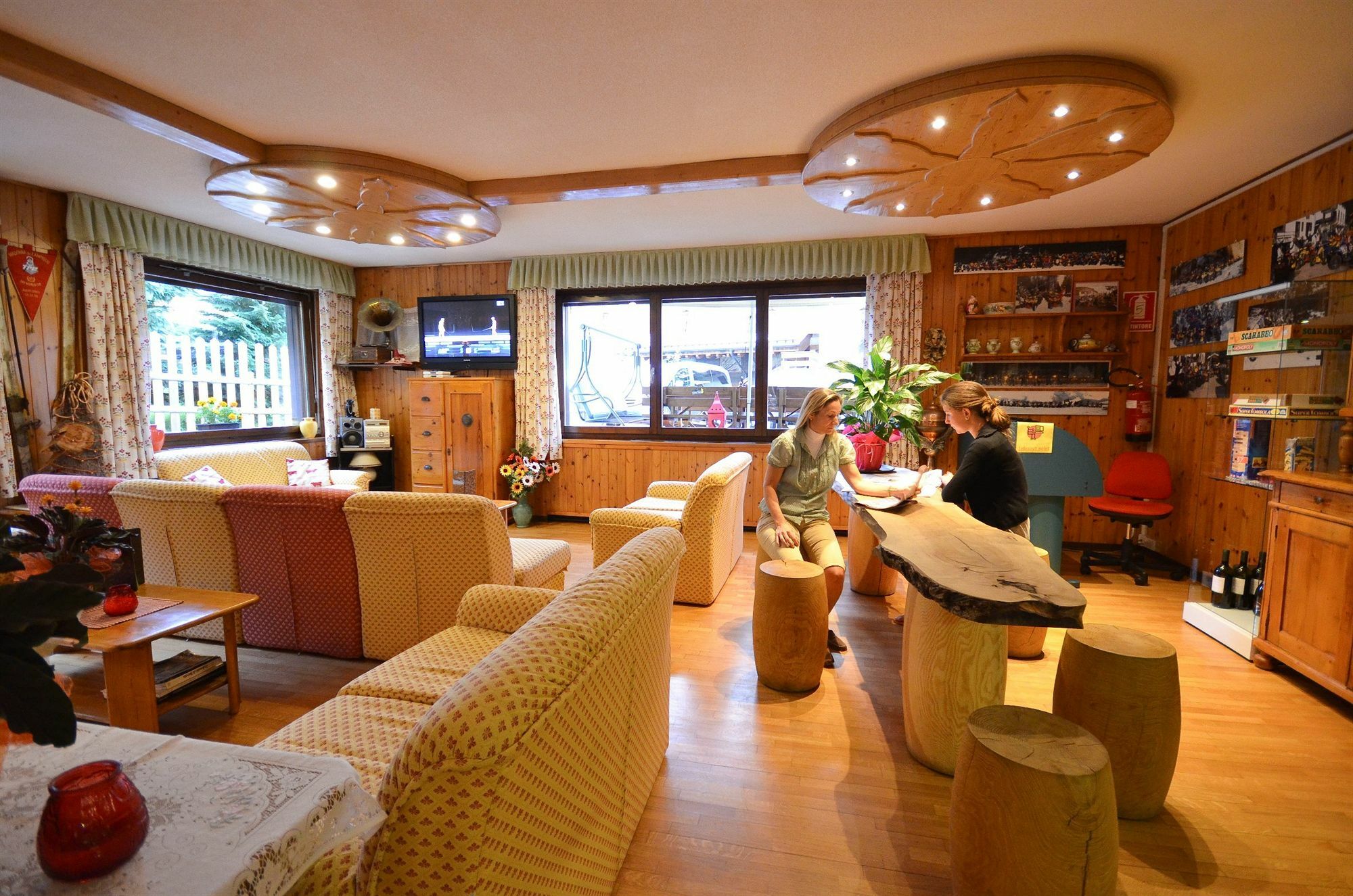 Hotel Cime D'Oro 마돈나 디 캄필리오 외부 사진
